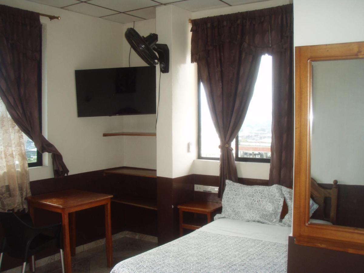 Hostal Limoncocha Tena Dış mekan fotoğraf